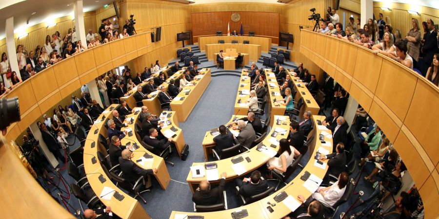 Αποφασίζει η Ολομέλεια σε σχέση με τον αναπεμφθέντα νόμο για τις Ευρωεκλογές