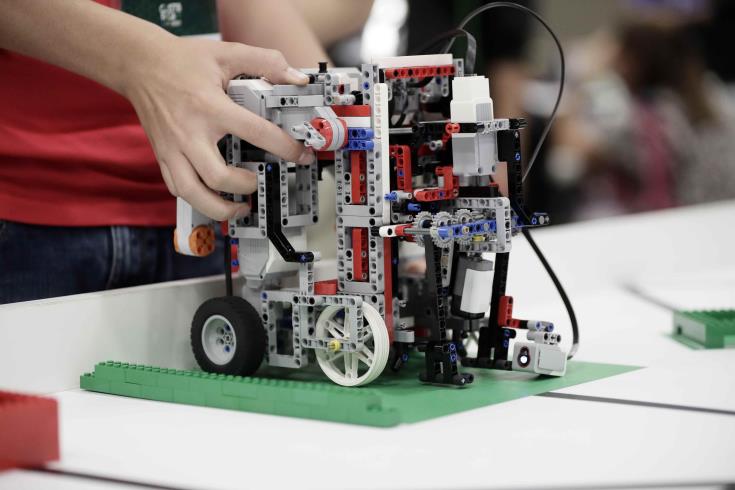 ΛΕΜΕΣΟΣ: Εκπαιδευτικό συνέδριο για τη ρομποτική, τους γονείς και τα παιδιά 