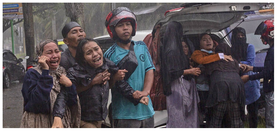 Ανείπωτη θλίψη στην Ινδονησία για τα θύματα του σεισμού: Τουλάχιστον 42 άνθρωποι έχασαν τη ζωή τους