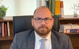 Οι Οικολόγοι «κλειδώνουν» την υποψηφιότητα του έγκριτου νομικού Ανδρέα Χρίστου