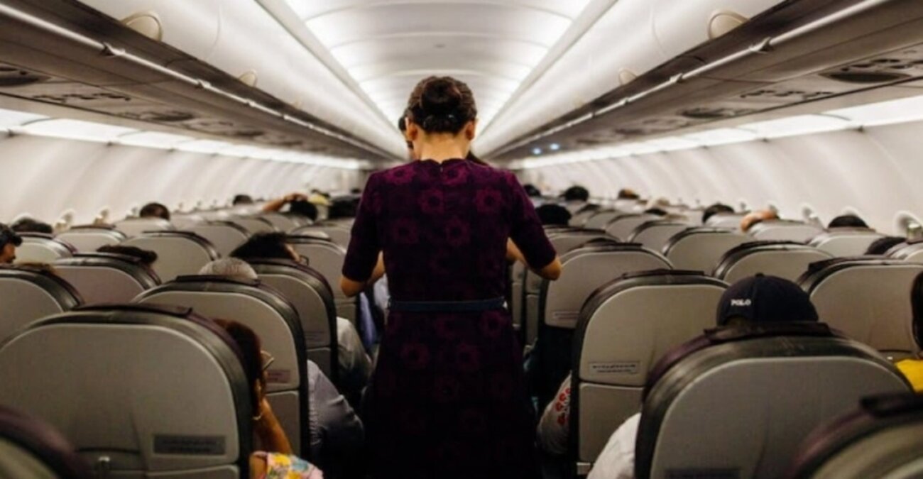 Μια expert αποκαλύπτει την πιο ασφαλής θέση στο αεροπλάνο - Όχι, δεν είναι αυτή που πιστεύεις