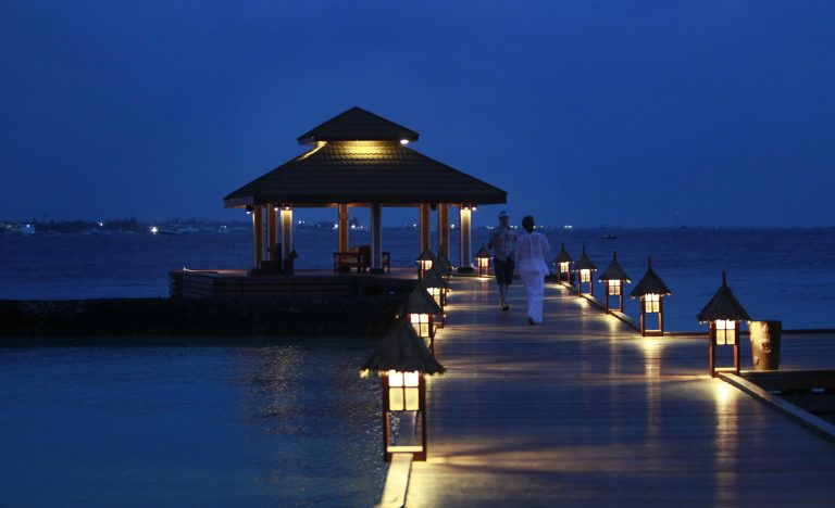 Αυτή είναι η πρώτη χώρα στον κόσμο που απαγορεύει το κάπνισμα σε όσους έχουν γεννηθεί μετά το 2007