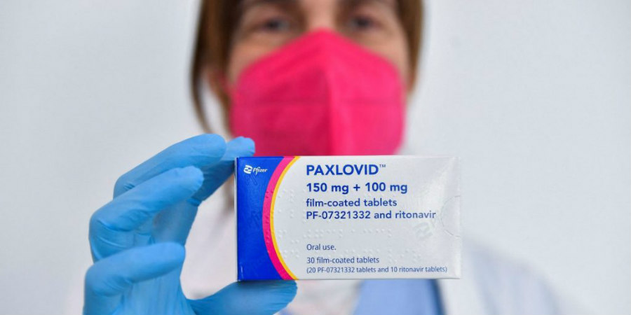 Κορονωϊός: Οι ΗΠΑ επιτρέπουν και στα φαρμακεία να συνταγογραφούν το χάπι της Pfizer