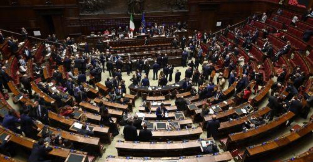 Η κυβέρνηση Μελόνι έλαβε την ψήφο εμπιστοσύνης της ιταλικής Βουλής