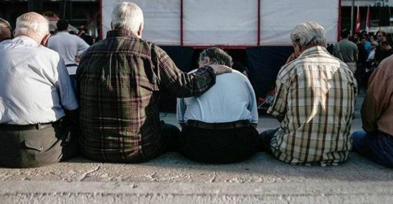«Ξεχασμένοι από όλους»: Οργή συνταξιούχων – Τρεις φορές ζήτησαν συνάντηση με τον Πρόεδρο, καμία απάντηση!