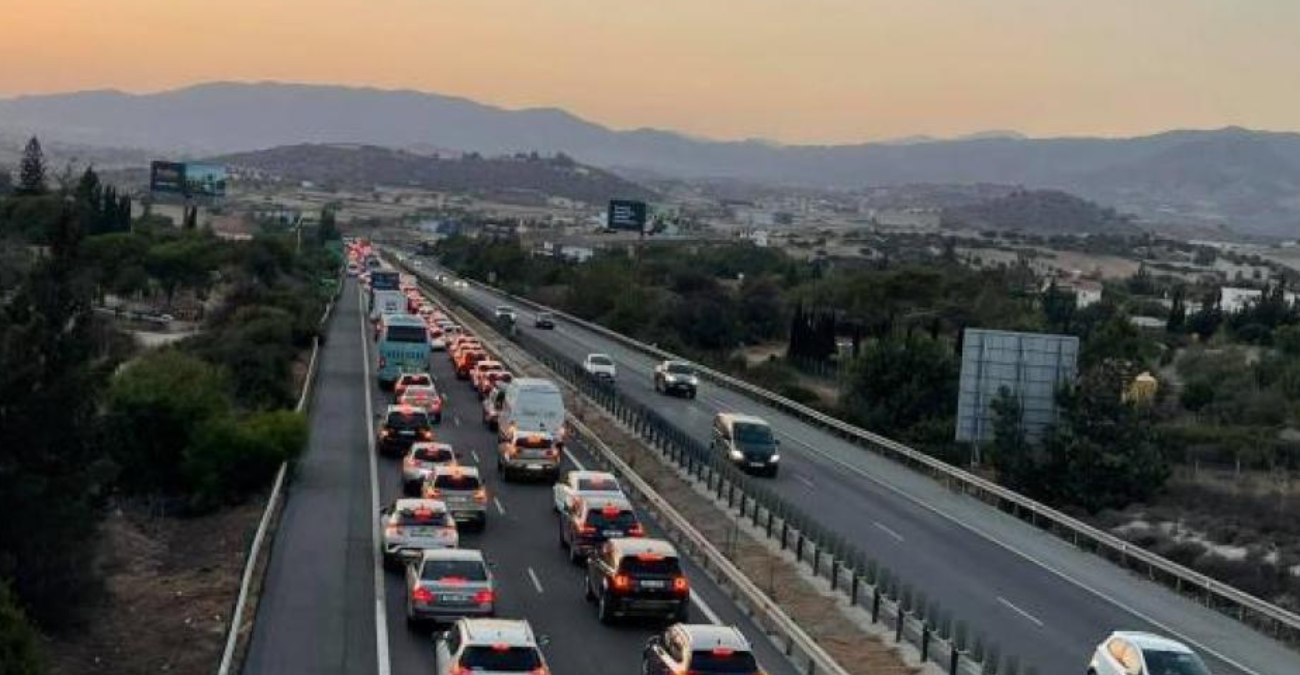 Δόθηκε στην κυκλοφορία o αυτοκινητόδρομος Λεμεσού-Πάφου μετά από τροχαίο