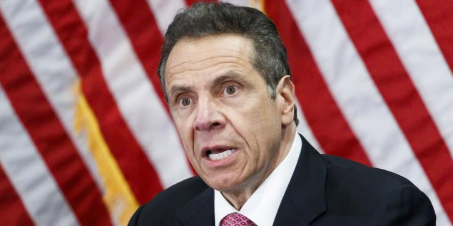 Παραιτήθηκε ο κυβερνήτης Νέας Υόρκης μετά τις κατηγορίες για σεξουαλική παρενόχληση 11 γυναικών