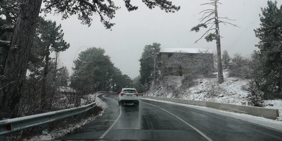 Αυτοί είναι οι δρόμοι που έκλεισαν λόγω χιονόπτωσης - Τι να προσέξετε στον δρόμο - Δείτε αναλυτικά