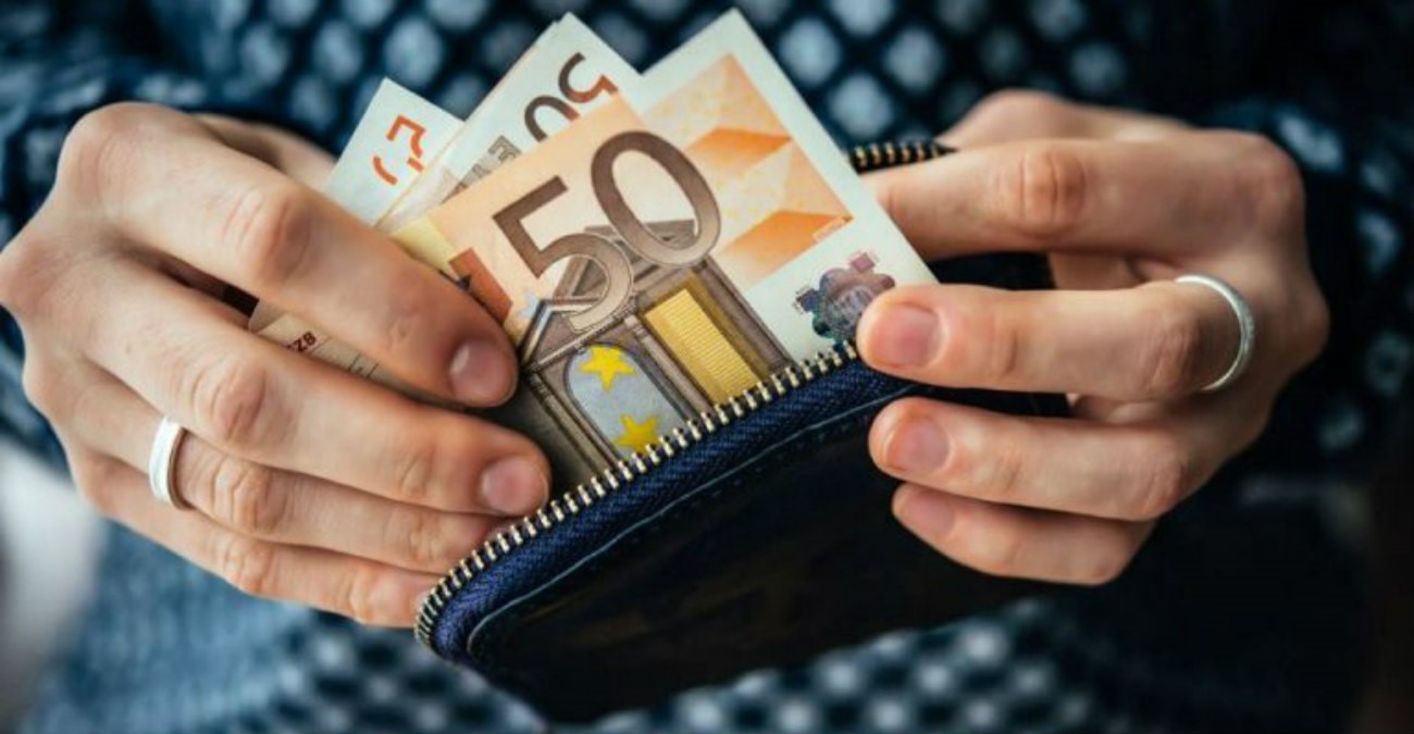 Σωρεία αντιδράσεων μετά τον καθορισμό του νέου κατώτατου μισθού - Πόσοι αναμένεται να επωφεληθούν