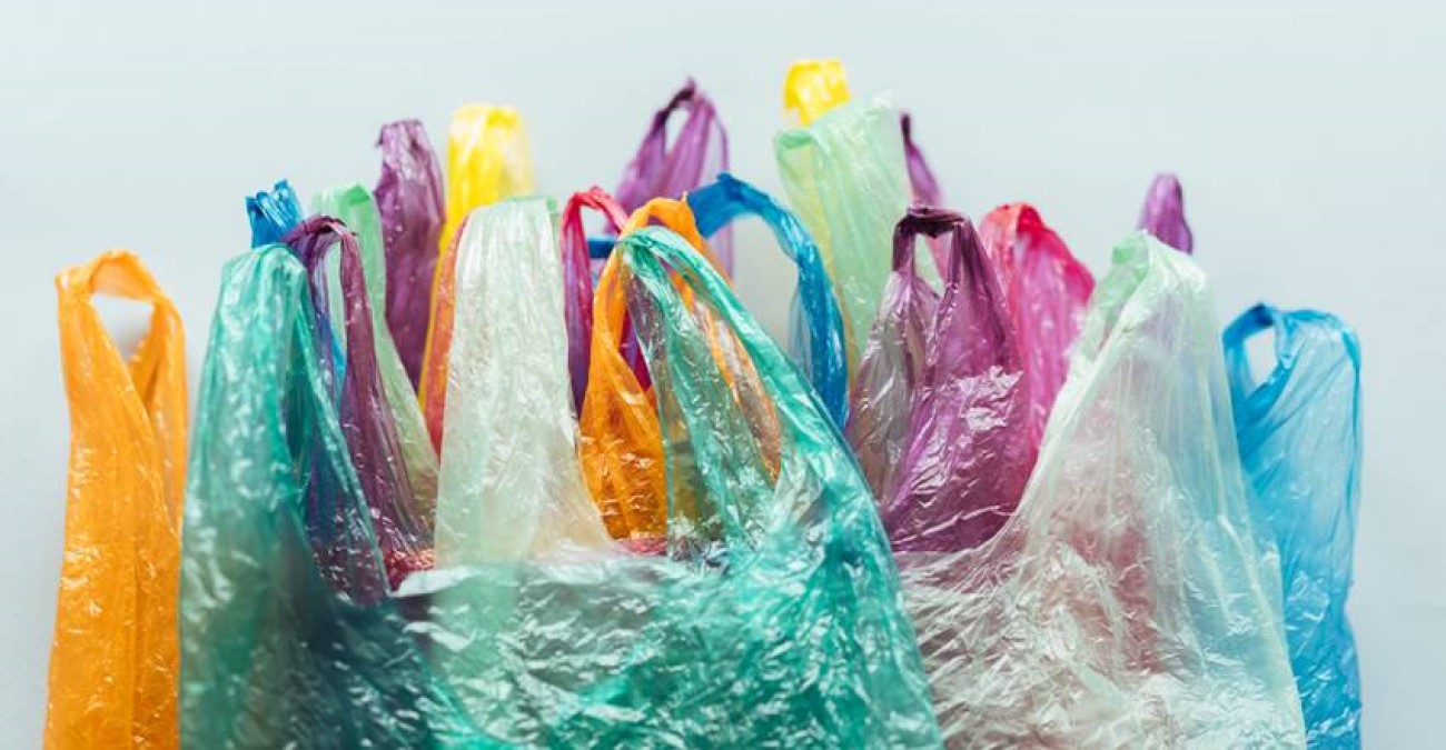 Μελέτη: Οι βιοδιασπώμενες σακούλες μεταφοράς είναι πιο τοξικές από τις συμβατικές πλαστικές