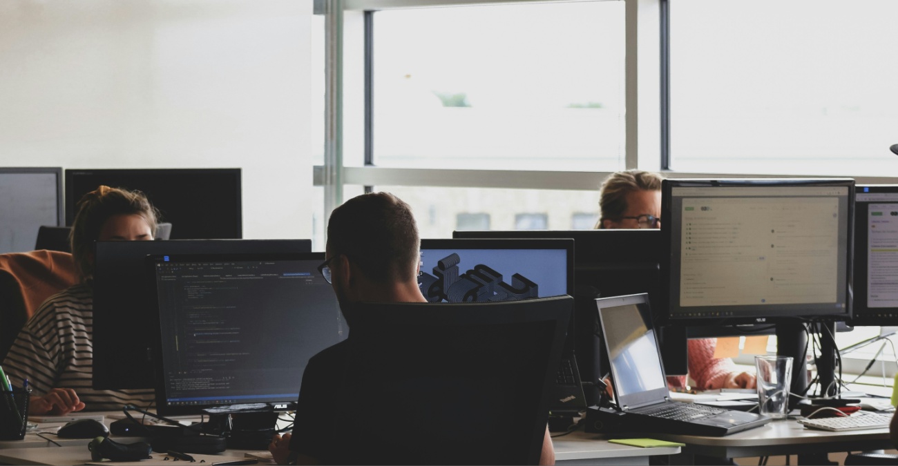 Προς πιο ευέλικτο Δημόσιο: Στην Ολομέλεια οι αλλαγές για ωράριο και μειωμένη απασχόληση