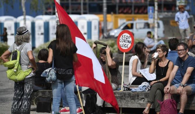 Η αστυνομία διέλυσε διαδήλωση στη Ζυρίχη ενόψει της Ημέρας της Γυναίκας