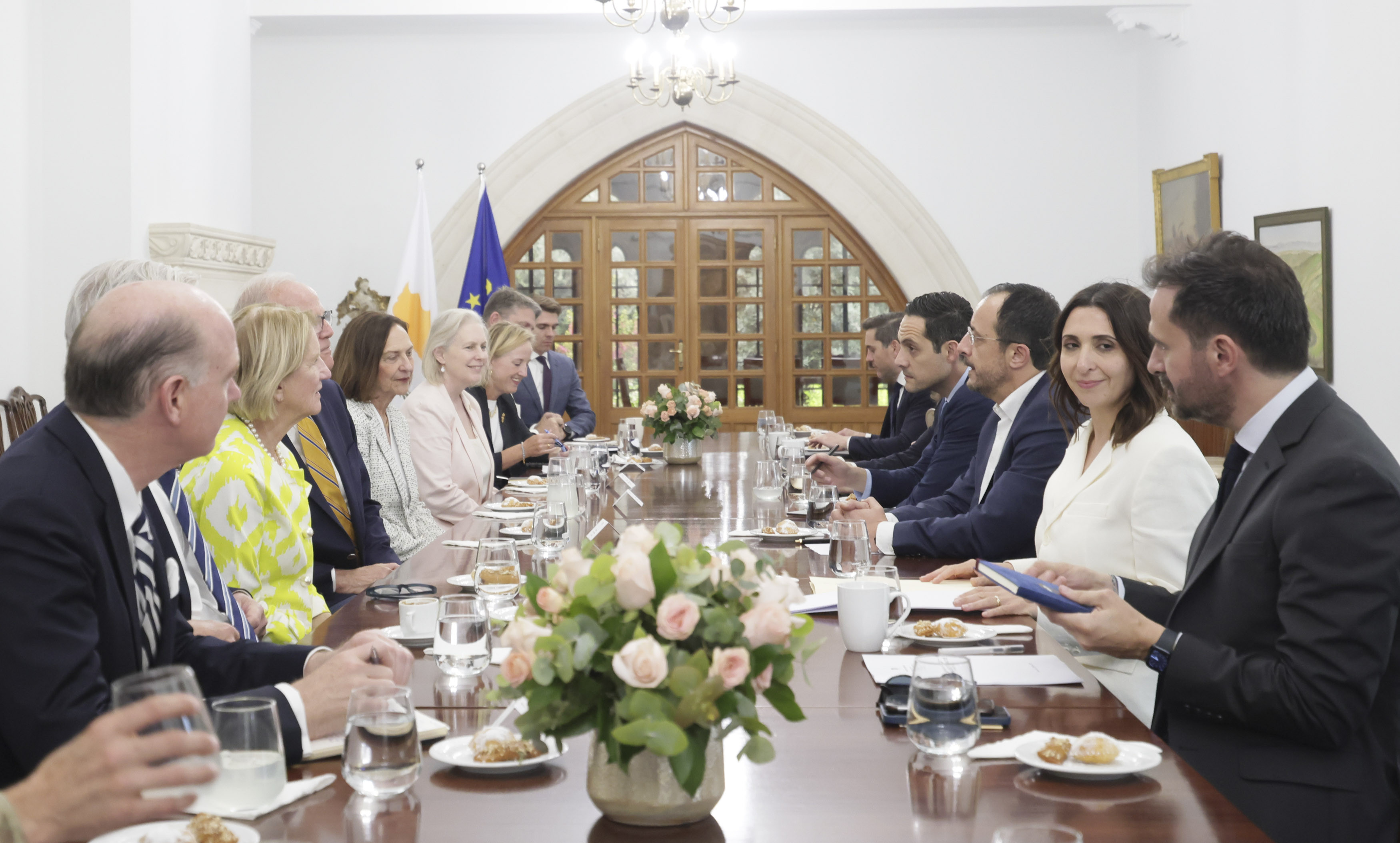Κυπριακό και «Αμάλθεια» στο επίκεντρο συνάντησης ΠτΔ με αντιπροσωπεία Αμερικανών Γερουσιαστών