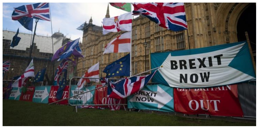Σκηνικό εκλογών στη Βρετανία - Αναμένεται αναβολή του Brexit