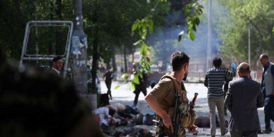 Καμπούλ: Οκτώ δημοσιογράφοι νεκροί κατά τη διπλή βομβιστική επίθεση