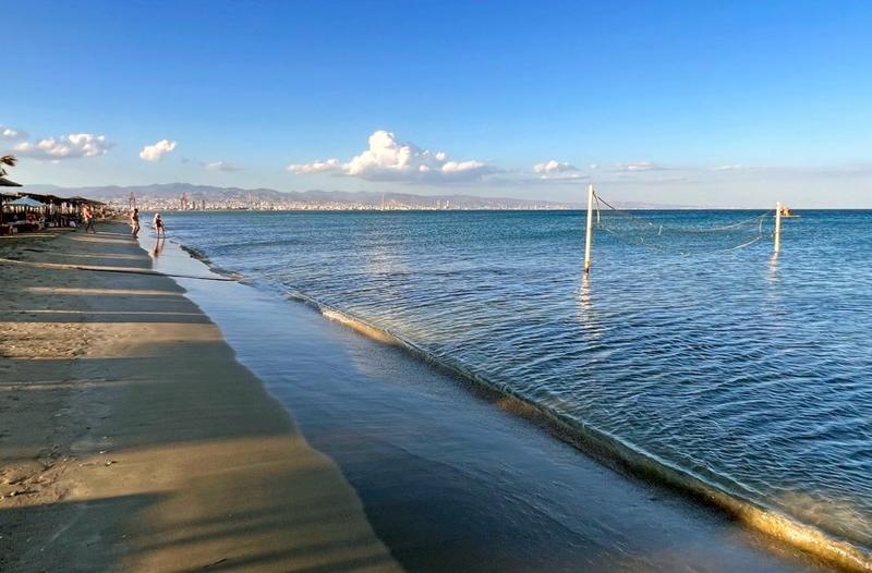 Περίεργο φαινόμενο στον ουρανό της Λεμεσού – Τι φαίνεται να το προκάλεσε – Δείτε φωτογραφίες