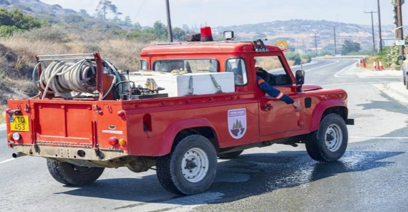 Πυρκαγιά στη Λεμεσό – Σπεύδουν επίγεια και εναέρια μέσα  - Δείτε βίντεο 