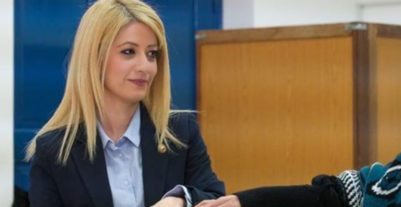 Αννίτα Δημητρίου: Η chic εμφάνιση της στο εκλογικό κέντρο έκλεψε τις εντυπώσεις