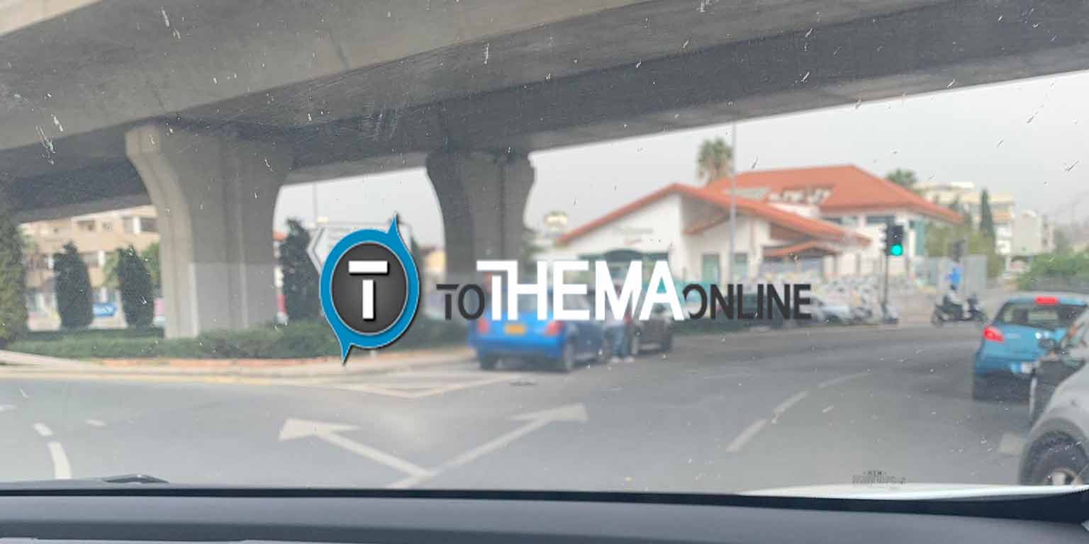 Τροχαίο ατύχημα με δύο οχήματα στη Λεμεσό - Δείτε φωτογραφίες από το σημείο 