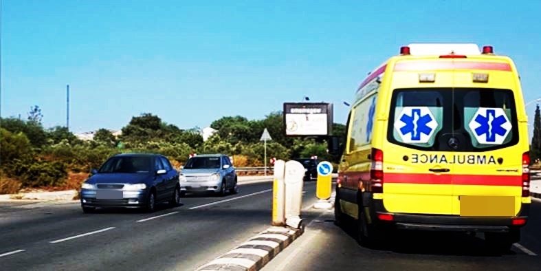 ΛΕΥΚΩΣΙΑ – ΤΡΟΧΑΙΟ: Όχημα συγκρούστηκε με μοτοσικλέτα – Τραυματίας μεταφέρθηκε στο Νοσοκομείο