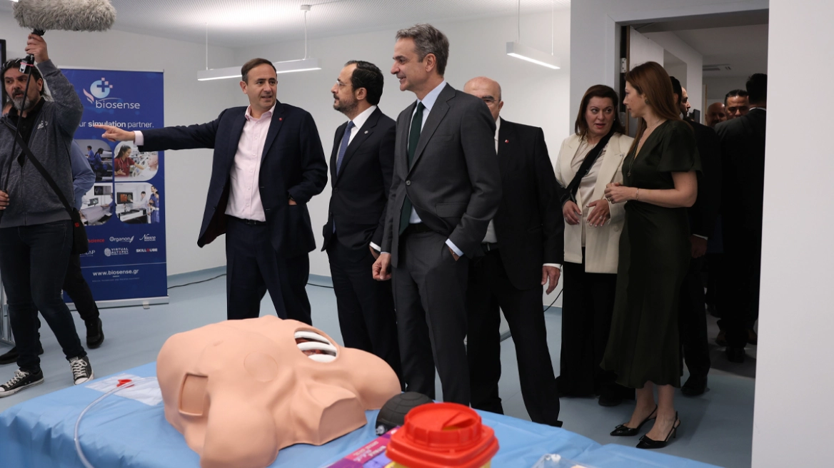 Μητσοτάκης και Χριστοδουλίδης εγκαινιάζουν το παράρτημα του Πανεπιστημίου Λευκωσίας στην Αθήνα - Δείτε βίντεο 