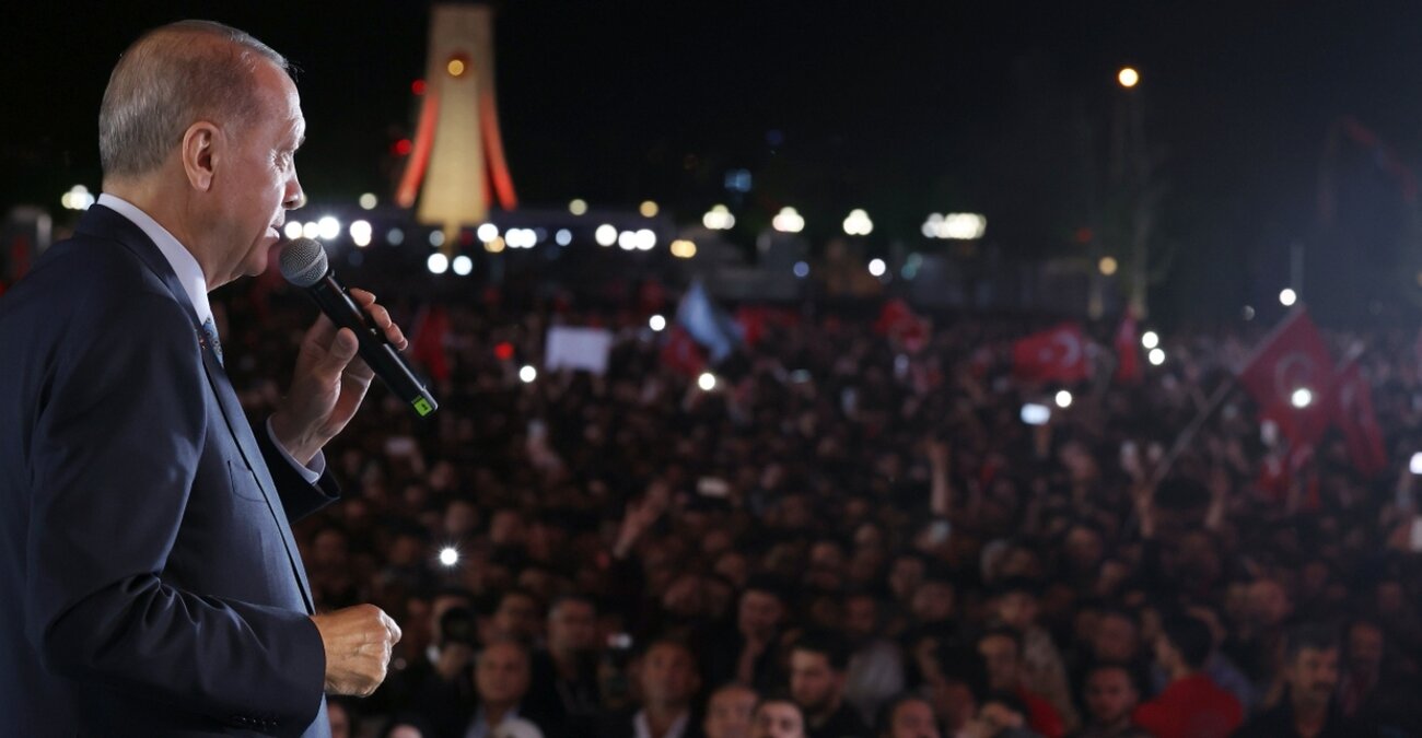 Δημοσκόπηση κόλαφος για τον Ερντογάν - Η πλειοψηφία της νεολαίας του... γυρίζει την πλάτη