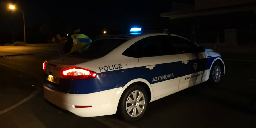 Πάφος – Ερυθρός Αστέρας: «Τσάκωσαν» 40χρονο με πυρσούς κατά την είσοδο οπαδών στον αγώνα