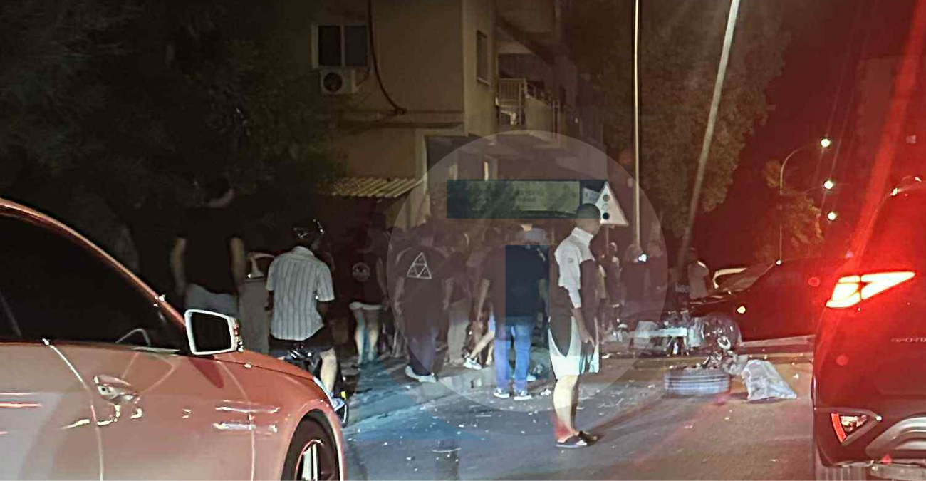 Τροχαίο στο Καϊμακλί: Σοβαρές ζημιές σε όχημα και φώτα τροχαίας – Η κατάσταση υγείας του οδηγού