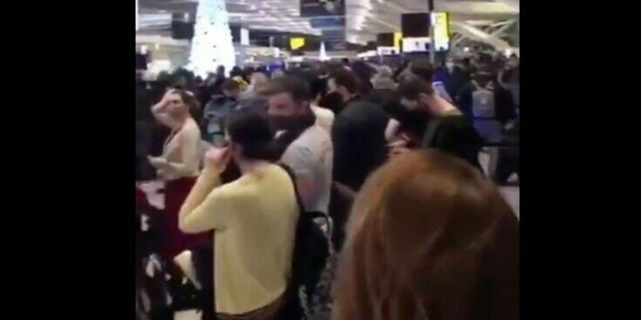 Χαμός στο αεροδρόμιο Χίθροου μετά το νέο στέλεγχος κορωνοϊού - ΒΙΝΤΕΟ 