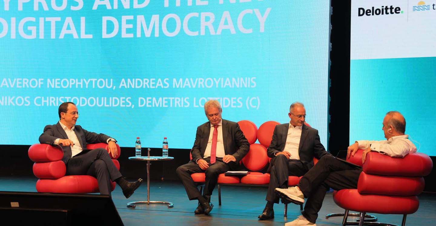 Για τη νέα ψηφιακή δημοκρατία συζήτησαν Αβέρωφ, Χριστοδουλίδης και Μαυρογιάννης 