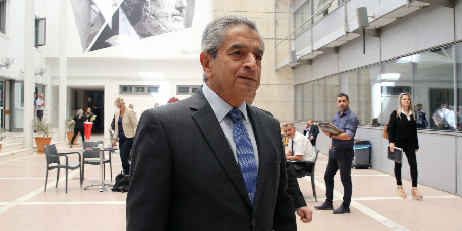 Γ. Εισαγγελέας: Καταχωρήθηκε στο δικαστήριο υπόθεση εναντίον της Τρ. Κύπρου για καταχρηστικές ρήτρες