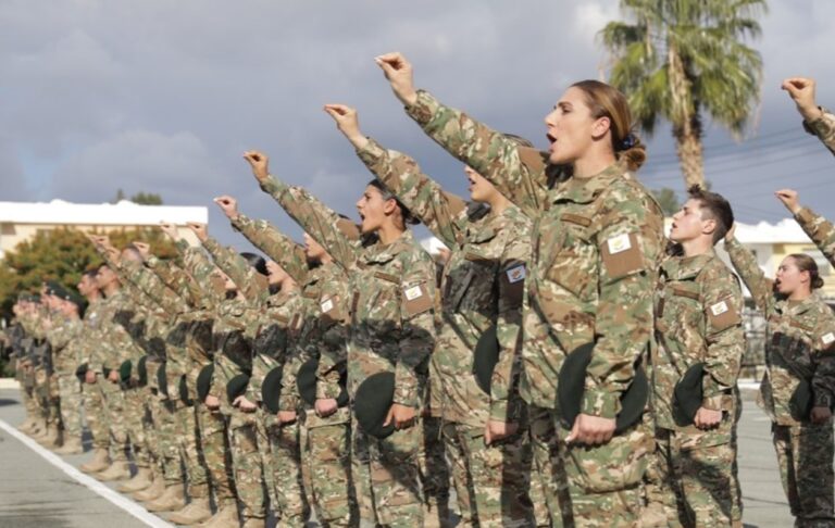 Μόνο μια γυναίκα παρουσιάστηκε για την εθελοντική κατάταξη στην Εθνική Φρουρά - Τι προβλέπουν οι διαδικασίες