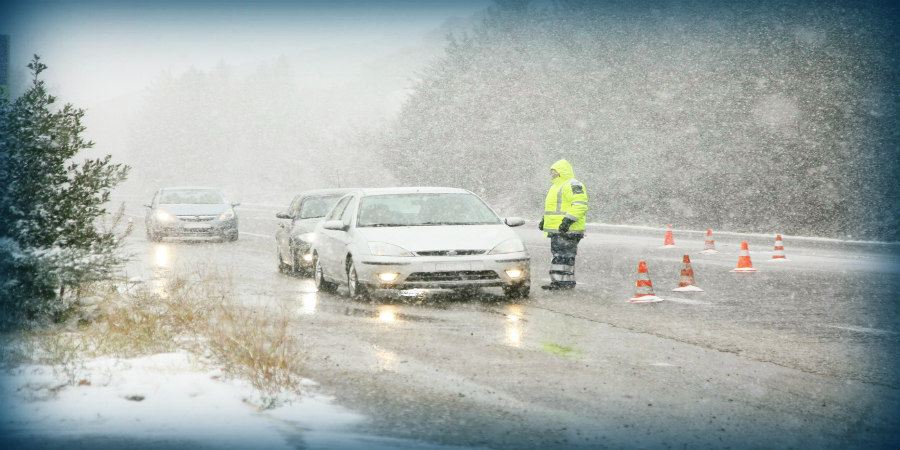 ΟΔΗΓΟΙ ΠΡΟΣΟΧΗ: Κλειστοί οι δρόμοι προς το Τρόοδος λόγω χιονόπτωσης
