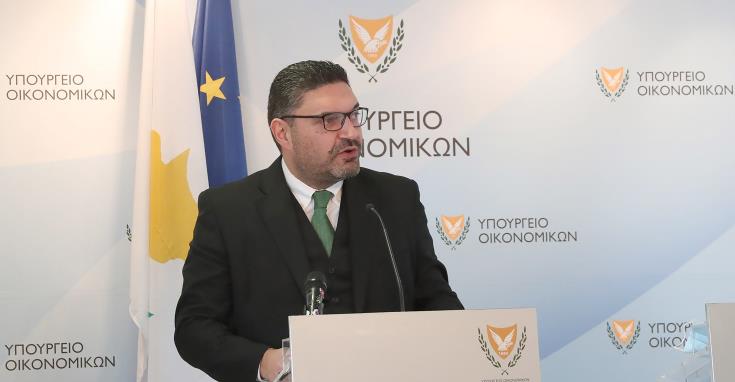 Το ΥΠΟΙΚ εξηγεί πρόνοιες του σχεδίου κυβερνητικών εγγυήσεων ύψους €1 δισ.