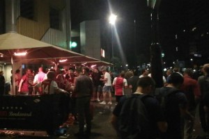 Ένα ατελείωτο πάρτι… Τι έκαναν οι οπαδοί του Άγιαξ ακόμη και μια ώρα μετά το ματς! (BINTEO)