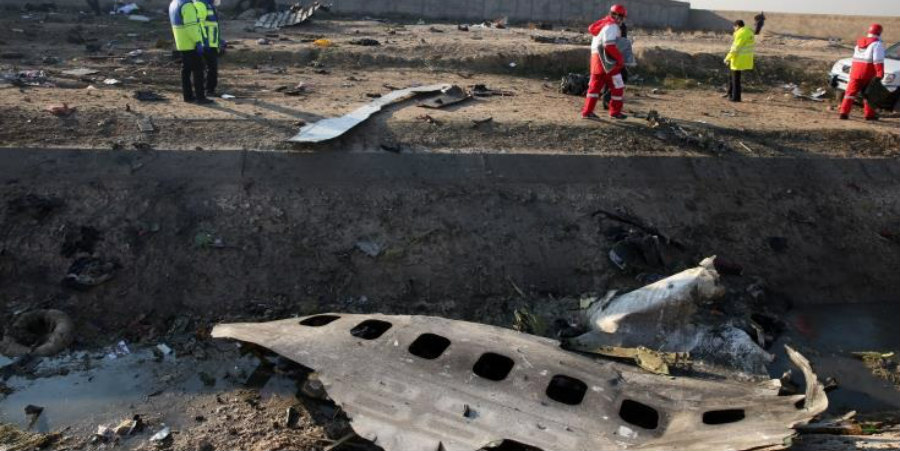 Ιραν: Βρέθηκε το μαύρο κουτί από το μοιραίο αεροσκάφος - Συνετρίβη χωρίς να εκπέμψει σήμα κινδύνου.