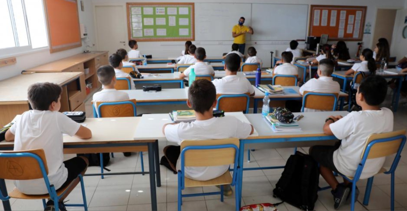 «Όχι άλλες καθυστερήσεις»: Οι γονείς πιέζουν για άμεση λύση στο θέμα των κλιματιστικών