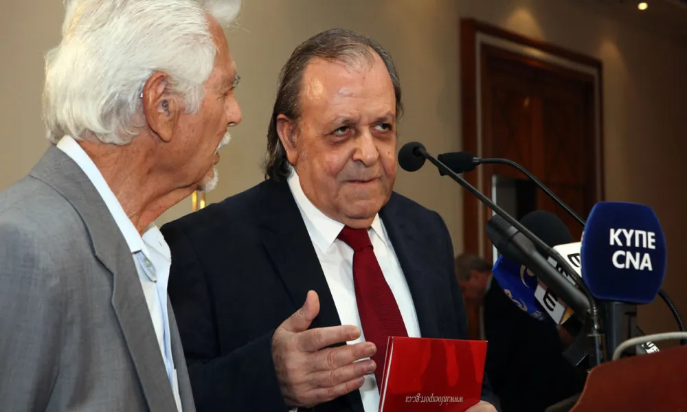 Επιστολές Χριστοδουλίδη και ΥΠΕΞ προς θεσμούς ΕΕ και αλλού για δίωξη Σενέρ Λεβέντ