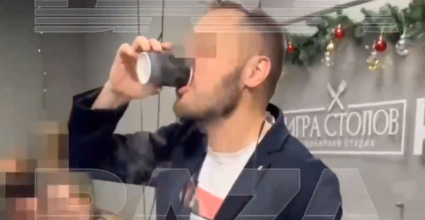 ΒΙΝΤΕΟ: Σε κρίσιμη κατάσταση 38χρονος που ήπιε κοκτέιλ με υγρό άζωτο σε χριστουγεννιάτικη γιορτή