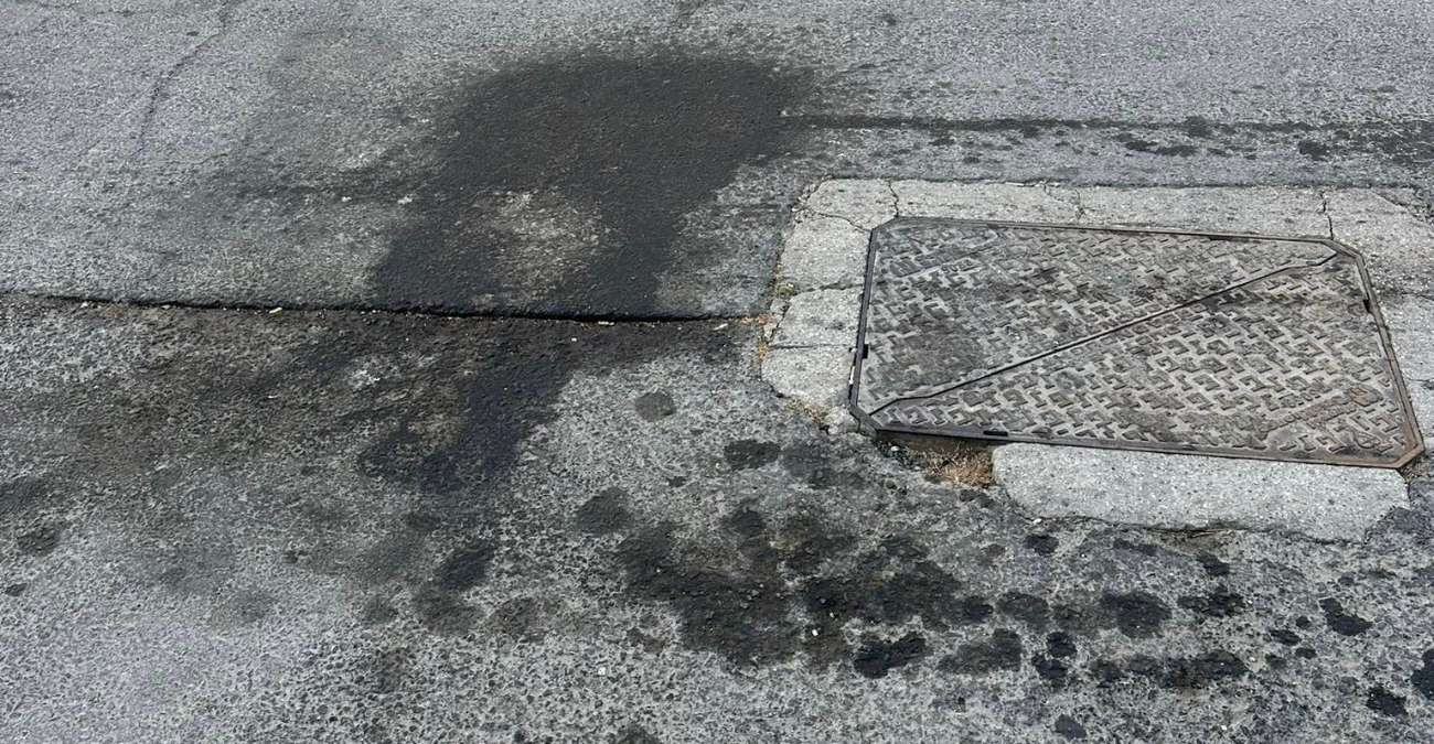 Οι φωτογραφίες από τη Λάρνακα που εξοργίζουν: «Αφήνουν εστίες μόλυνσης έξω από σπίτια και επιχειρήσεις»