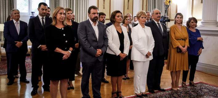 Ορκίστηκαν οι 19 νέοι υπουργοί της Ελληνικής Κυβέρνησης - Με πολίτικο όρκο οι περισσότεροι  ΦΩΤΟΓΡΑΦΙΕΣ 