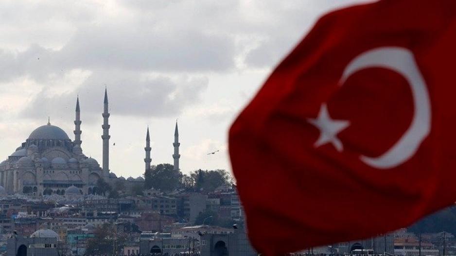 Μαύρη Τρίτη στην Τουρκία με το δολάριο σε ιστορικό ρεκόρ