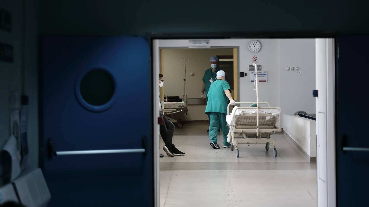 ΚΥΠΡΟΣ – ΚΟΡΩΝΟΪΟΣ: 44 ασθενείς κρίσιμα - 15 δίνουν μάχη στους απανευστήρες