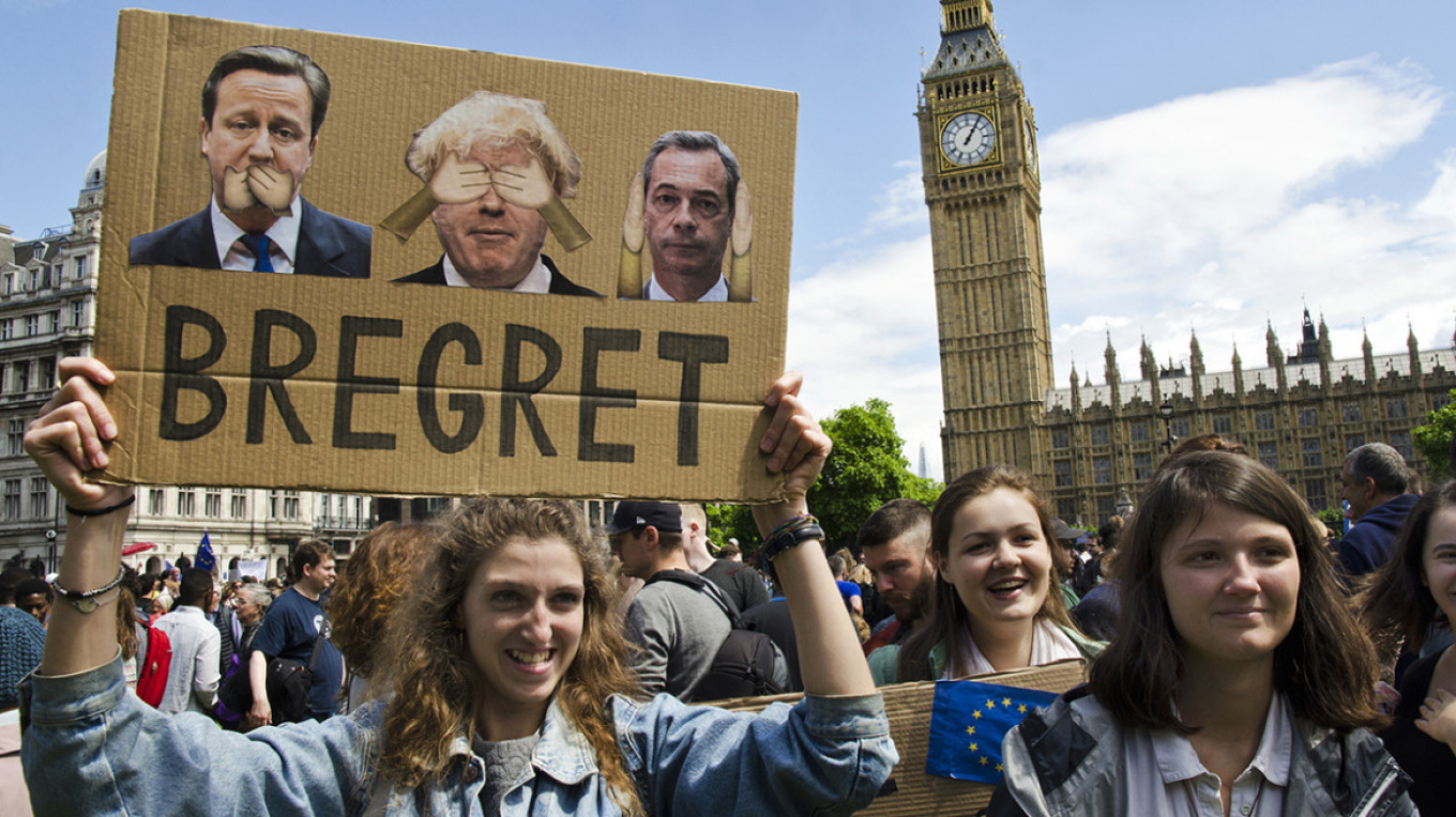 Οι Βρετανοί μετανιώνουν για το Brexit - Τι δείχνει νέα έρευνα 