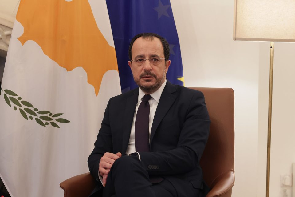 ΠτΔ: Καλοσωρίζει τις προσπάθειες ΗΠΑ για ειρήνευση στην Ουκρανία - Πλήρης σεβασμός στην κυριαρχία και την ανεξαρτησία της