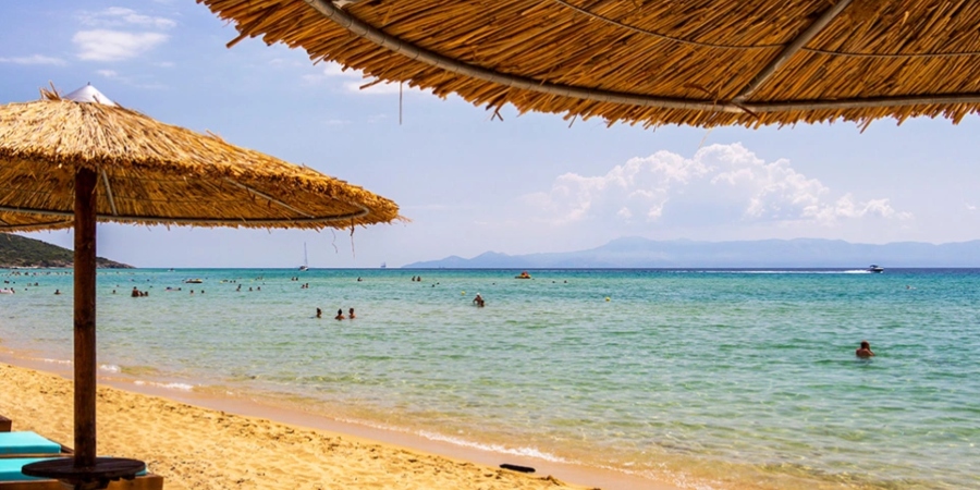 Κρήτη: Τουρίστας εντοπίστηκε νεκρός σε ξαπλώστρα παραλίας