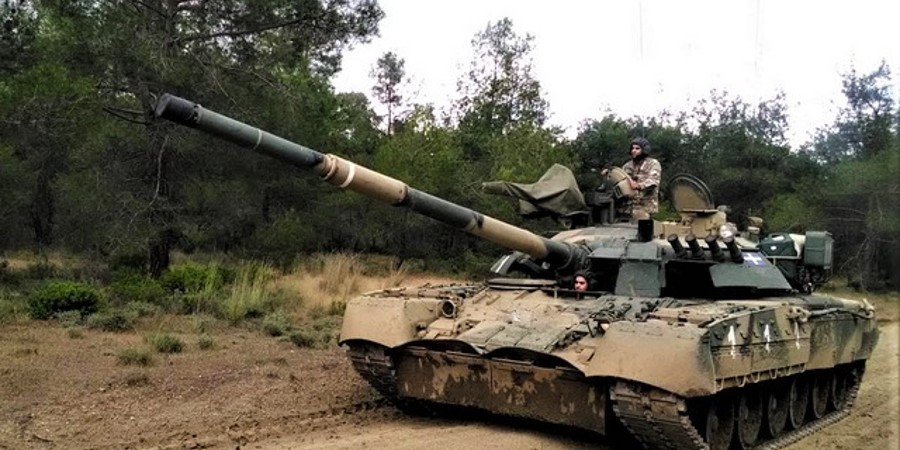 Ξεκαθαρίζει το Υπ. Άμυνας: Δεν θα στείλουμε ρωσικό οπλισμό στην Ουκρανία