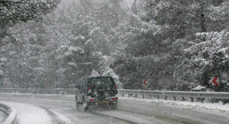 ΤΡΟΟΔΟΣ: Βαριά χιονόπτωση - Η Αστυνομία ενημερώνει για την κατάσταση του οδικού δικτύου