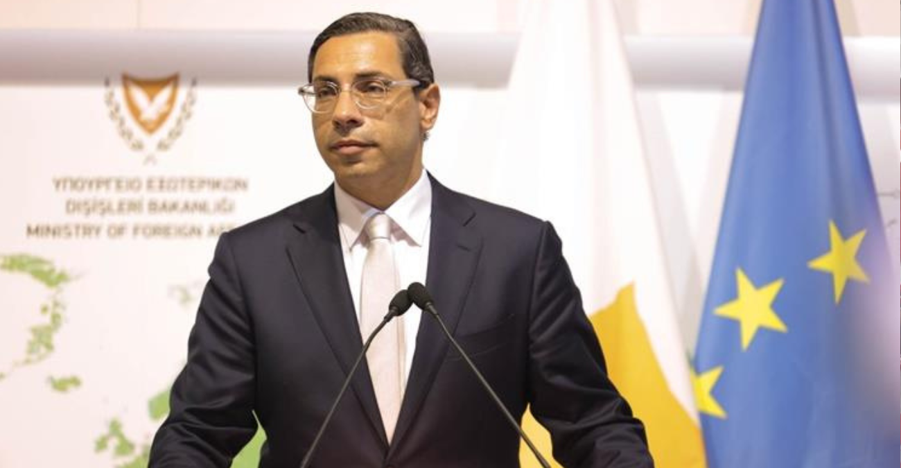 Συνάντηση ΥΠΕΞ με Ινδό ομόλογό του - Διμερείς σχέσεις και σχέσεις ΕΕ-Ινδίας στο επίκεντρο