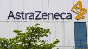 Έφοδος στις εγκαταστάσεις της AstraZeneca με εντολή της Κομισιόν – Τι ερευνούν